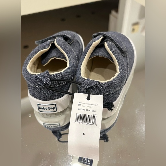 Gap baby sneakers - Picture 4 of 5